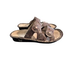 Alegria Violette Womens Black Chirpy Pewter Sandals VIO-935 Size US9/EUR 39